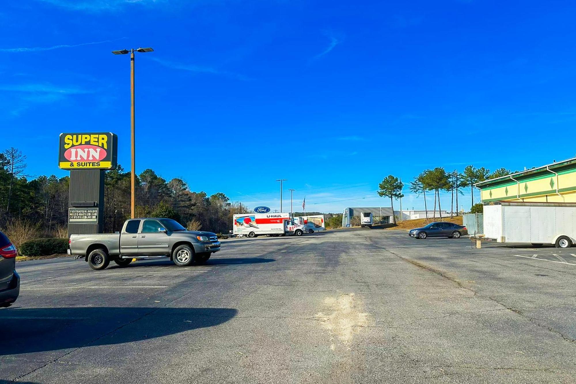 Super Inn & Suites By Oyo Milledgeville Exterior foto